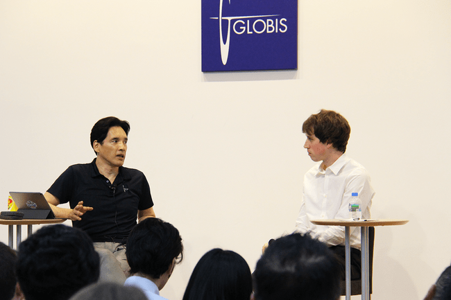 GLOBIS president Yoshito Hori talks with Quora cofounder Adam D'Angelo