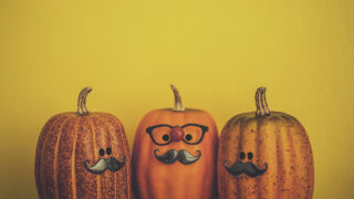 3 Ways the MECE Principle Makes Data Organization Easy Three pumpkins with different faces, representing 3 ways to categorize using the MECE principle